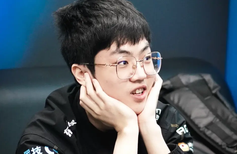 JackeyLove遭遇三连败，TES教练面临压力！
