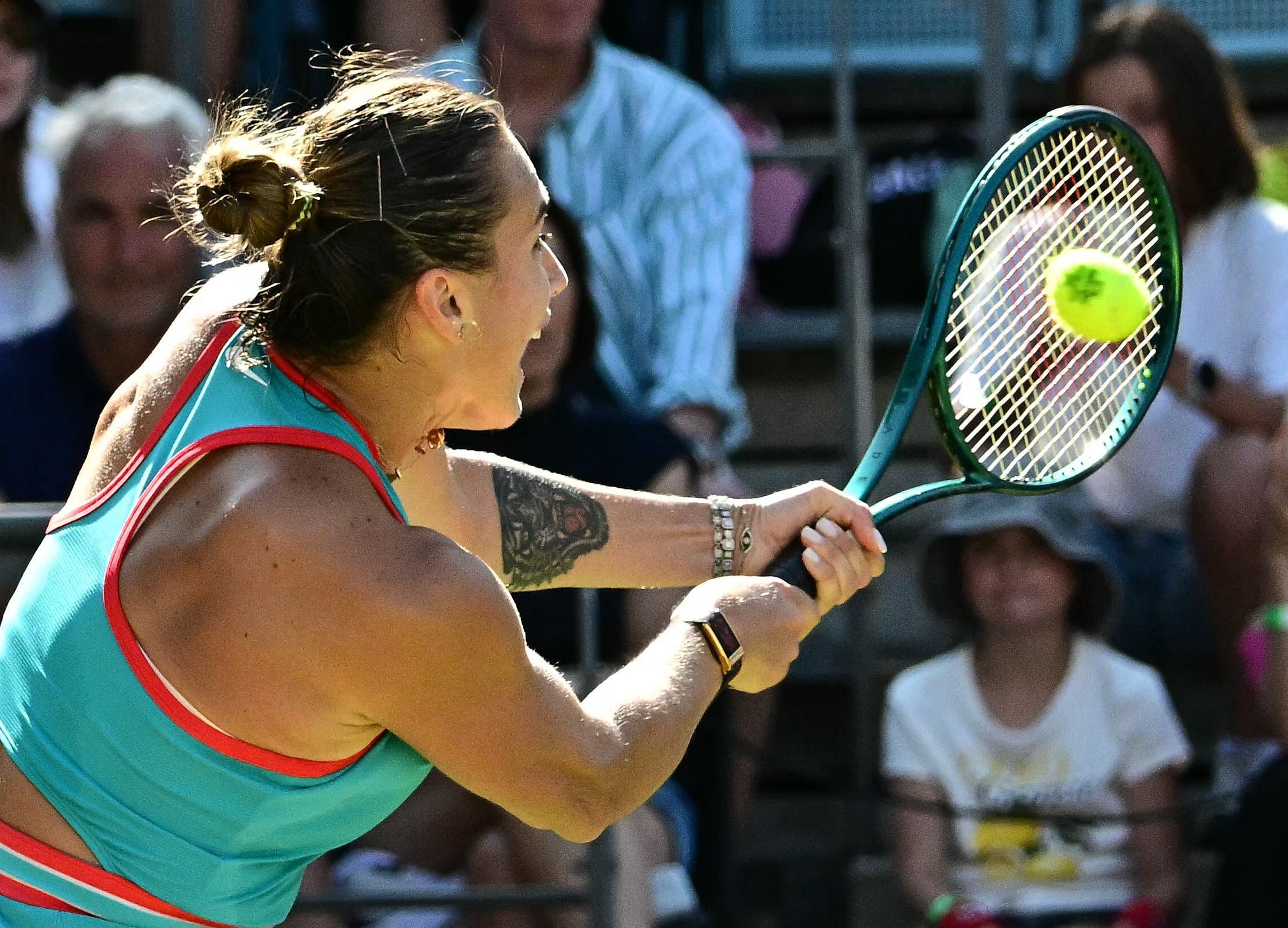 爱游戏官方网站包含阿扎伦卡连续二十场比赛得分超过赛事规则更新，独行侠挑战极限！的词条